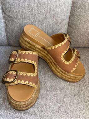 Dolce Vita Wanika Sandals In Brown Nubuck